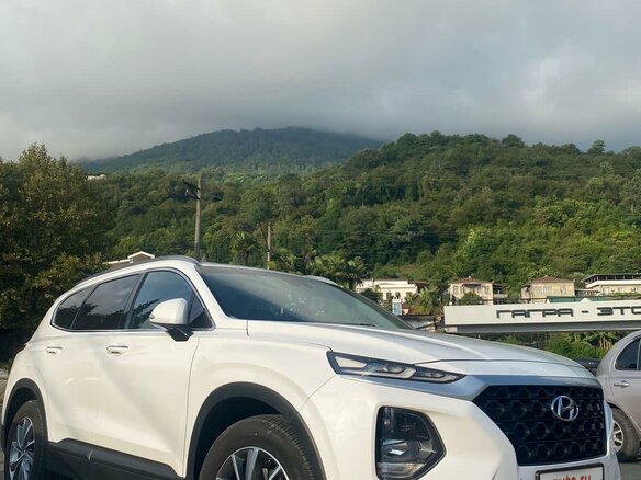 2018 Hyundai Santa Fe IV, белый, 5100000 рублей