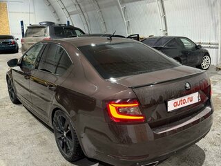 2017 Skoda Octavia III (A7) Рестайлинг, коричневый, 1770000 рублей, вид 4