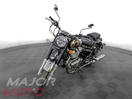 2026 Royal Enfield Classic 650, чёрный, 723000 рублей, вид 3