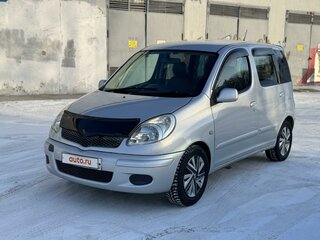 2002 Toyota FunCargo, серебристый, 498000 рублей, вид 1