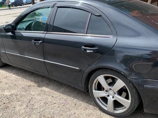 2003 Mercedes-Benz E-Класс 200 III (W211, S211), чёрный, 540000 рублей, вид 4