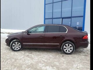 2012 Skoda Superb II, пурпурный, 1350000 рублей, вид 3