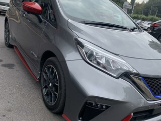 2018 Nissan Note Nismo e-Power II Рестайлинг, серый, 1350000 рублей, вид 5