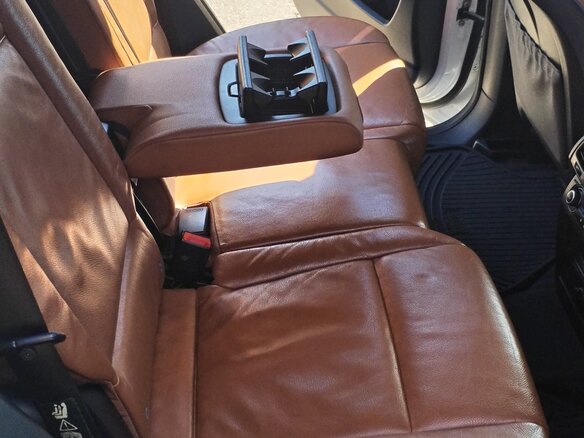 2010 BMW X5 30i II (E70), белый, 1600000 рублей - вид 5