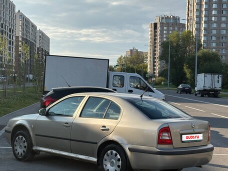 2005 Skoda Octavia I (A4) Рестайлинг, золотистый, 200000 рублей, вид 4