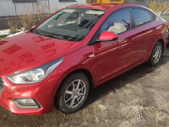 2018 Hyundai Solaris II, красный, 1650000 рублей - вид 12