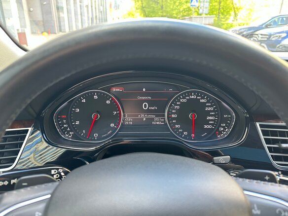 2013 Audi A8 Long III (D4), чёрный - вид 13