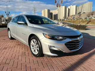 2019 Chevrolet Malibu IX Рестайлинг, серебристый, 1250000 рублей, вид 2