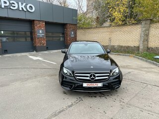2018 Mercedes-Benz E-Класс 200 V (W213, S213, C238), чёрный, 5500000 рублей, вид 2