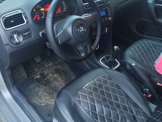 2012 Volkswagen Polo V, серебристый, 980000 рублей, вид 4