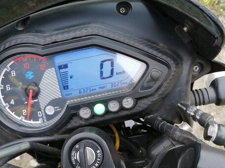 2019 Bajaj Pulsar 180, чёрный, 170000 рублей, вид 4
