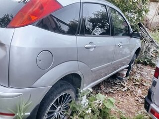 1999 Ford Focus I, серебристый, 135000 рублей, вид 3