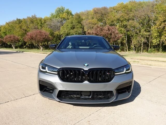 Открыть фотографии: BMW M5 VI (F90) Рестайлинг