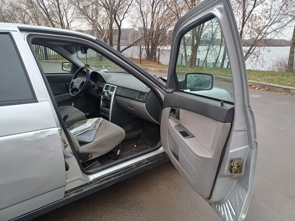 2007 Lada (ВАЗ) Priora I, серебристый, 295000 рублей - вид 9