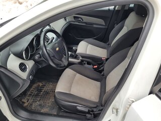 2012 Chevrolet Cruze I, белый, 680000 рублей, вид 5