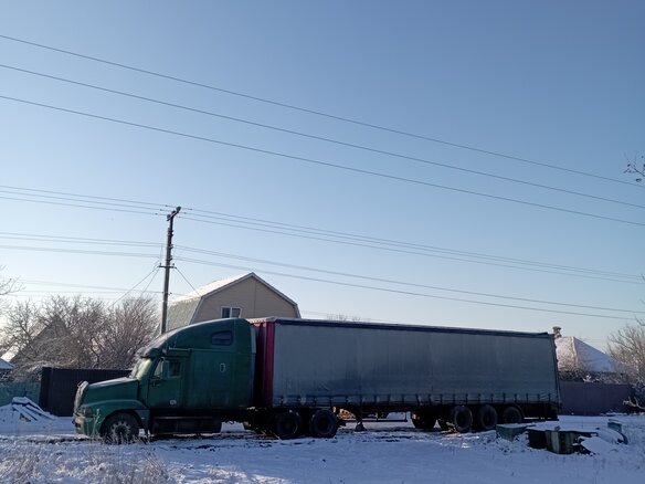 2001 Freightliner Century Class, зелёный, 1700000 рублей - вид 3