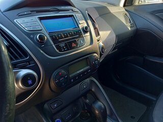 2012 Hyundai ix35 I, серый, 1400000 рублей, вид 4