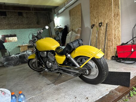 1995 Honda Magna, жёлтый, 350000 рублей, вид 4
