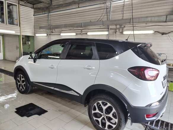 2018 Renault Kaptur I, чёрный, 1600000 рублей - вид 3