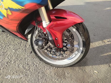 2010 Honda VFR 1200, красный, 750000 рублей, вид 2