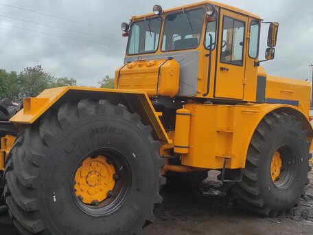 2005 Кировец К-701, жёлтый, 3999000 рублей, вид 1