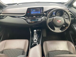 2017 Toyota C-HR I, чёрный, 2200000 рублей, вид 2