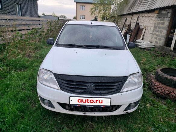 2010 Renault Logan I Рестайлинг, белый, 220000 рублей