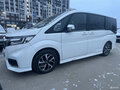 2019 Honda Stepwgn Spada V Рестайлинг, белый, 2130000 рублей