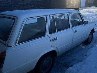 1983 Lada (ВАЗ) 2102, белый, 300000 рублей, вид 4