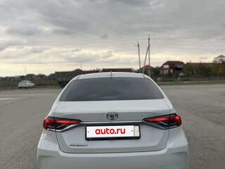 2019 Toyota Corolla XII (E210), белый, 2050000 рублей, вид 4