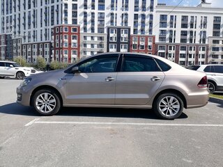 2019 Volkswagen Polo V Рестайлинг, бежевый, 1130000 рублей, вид 4