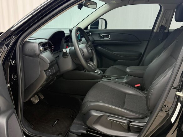 2023 Honda Vezel II, чёрный, 1540000 рублей - вид 6
