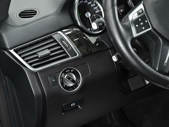 2014 Mercedes-Benz GL-Класс 400 II (X166), коричневый, 2545000 рублей - вид 6