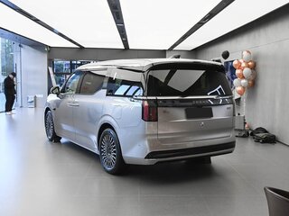 2026 Zeekr 009 140 kWh I Рестайлинг, серебристый, 12150000 рублей, вид 3