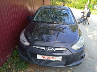 2013 Hyundai Solaris I, чёрный, 850000 рублей, вид 1