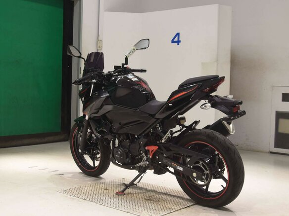 2023 Kawasaki Z 400, чёрный, 597000 рублей - вид 5