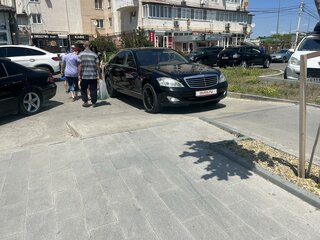 2008 Mercedes-Benz S-Класс 320 V (W221), чёрный, 1700000 рублей, вид 1