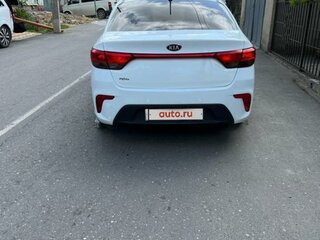 2018 Kia Rio IV, белый, 1150000 рублей, вид 5