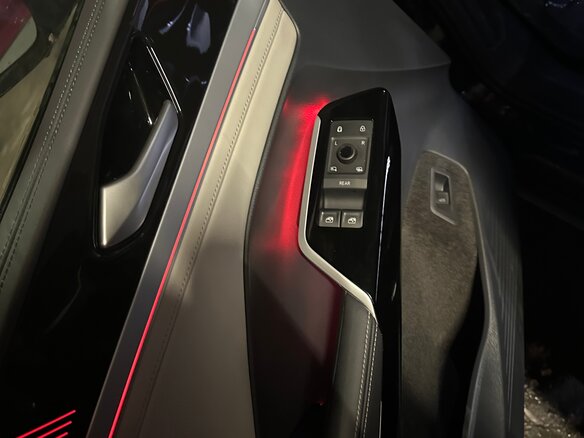 2022 Volkswagen ID.6 Crozz, синий, 3800000 рублей - вид 12