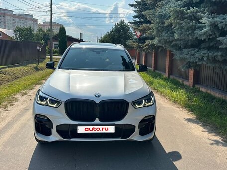 2020 BMW X5 30d IV (G05/G18), белый, 6750000 рублей, вид 3