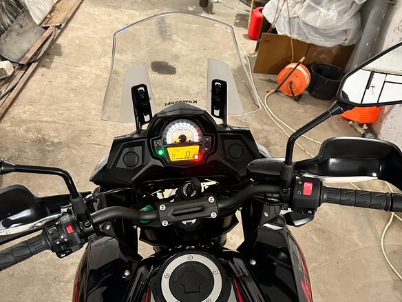2021 Kawasaki Versys 650, серебристый, 850000 рублей - вид 13