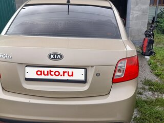 2010 Kia Rio II Рестайлинг, бежевый, 550000 рублей, вид 2