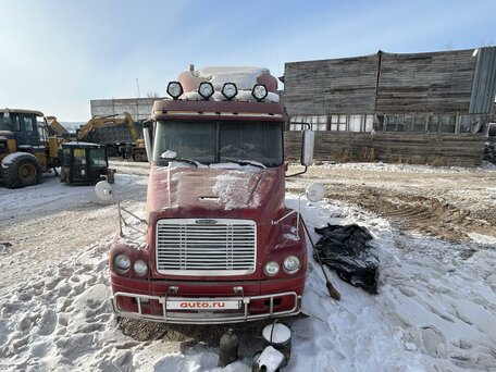 1999 Freightliner FLC, красный, 1600000 рублей, вид 1