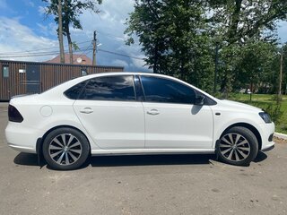 2013 Volkswagen Polo V, белый, 1150000 рублей, вид 4
