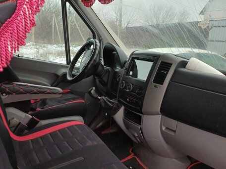 2010 Volkswagen Crafter, бежевый, 1300000 рублей, вид 1