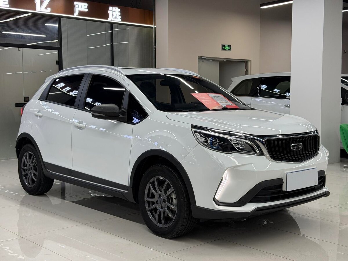 Открыть фотографии: Geely Vision X3 Pro