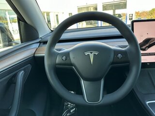 2023 Tesla Model Y Long Range Dual Motor I, чёрный, 10862644 рублей, вид 4