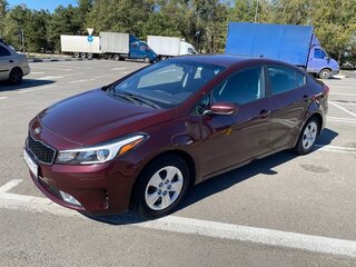 2017 Kia Forte II Рестайлинг, красный, 1300000 рублей, вид 1