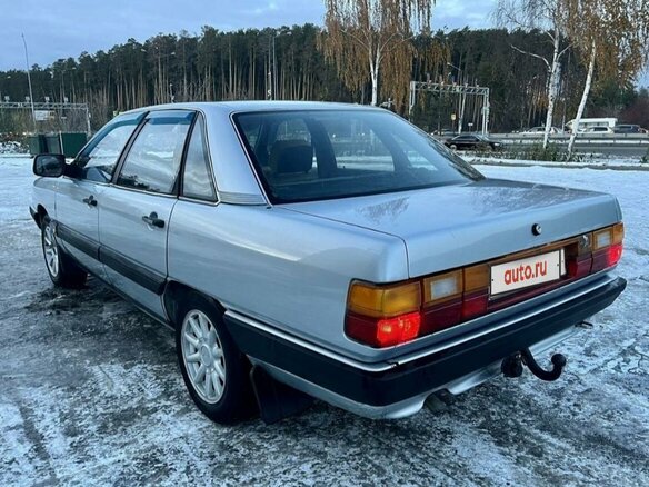1986 Audi 100 III (C3), серебристый, 190000 рублей - вид 3