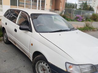 1998 Toyota Caldina I, белый, 130000 рублей, вид 1